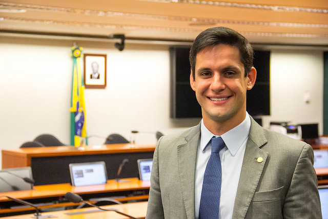 Rafael Motta na votação da PL 399/2015