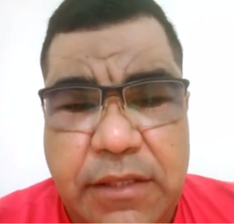 Vigilante que sacou arma em ato no Alecrim faz BO; Betuel Chagas alega 'infração ao direito de ir e vir'