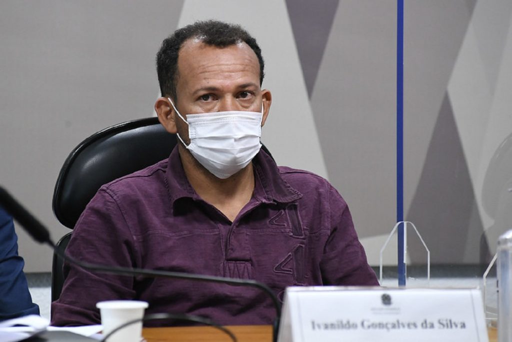 Em depoimento à CPI, motoboy Ivanildo Gonçalves confirma que sacou até R$ 400 mil em dinheiro vivo para a VTCLog; empresa é suspeita de esquema com Ministério da Saúde