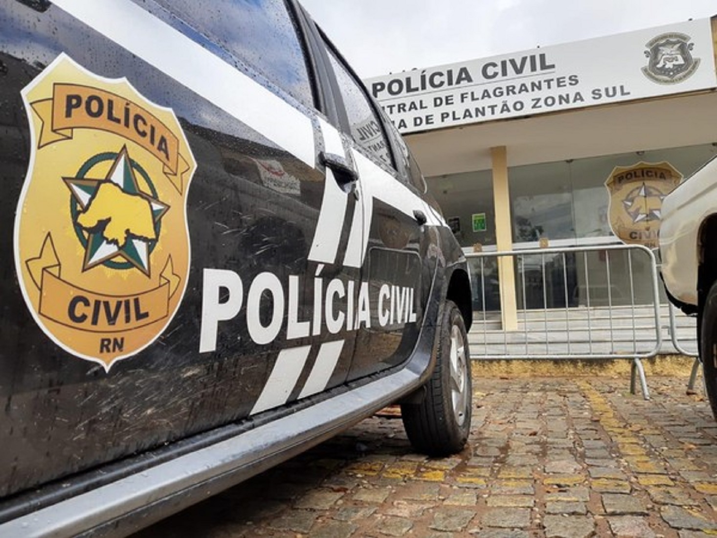 Policiais Civis prendem nas Quintas foragido acusado de homicídio em Natal
