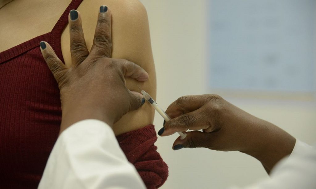 Ministério da Saúde promove ação de vacinação contra a covid-19 na região Norte