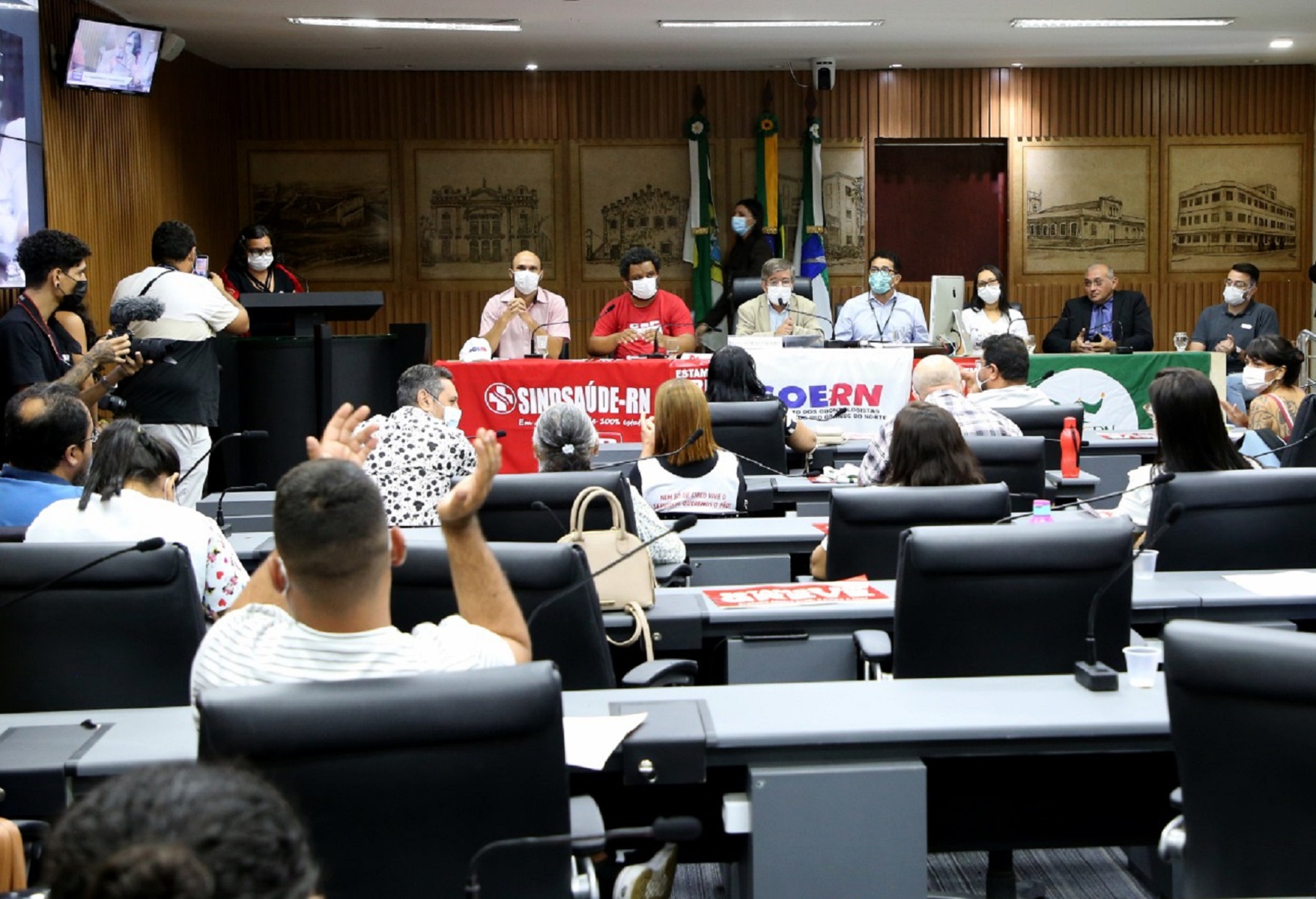 Câmara Municipal de Natal debate greve dos profissionais da saúde da capital