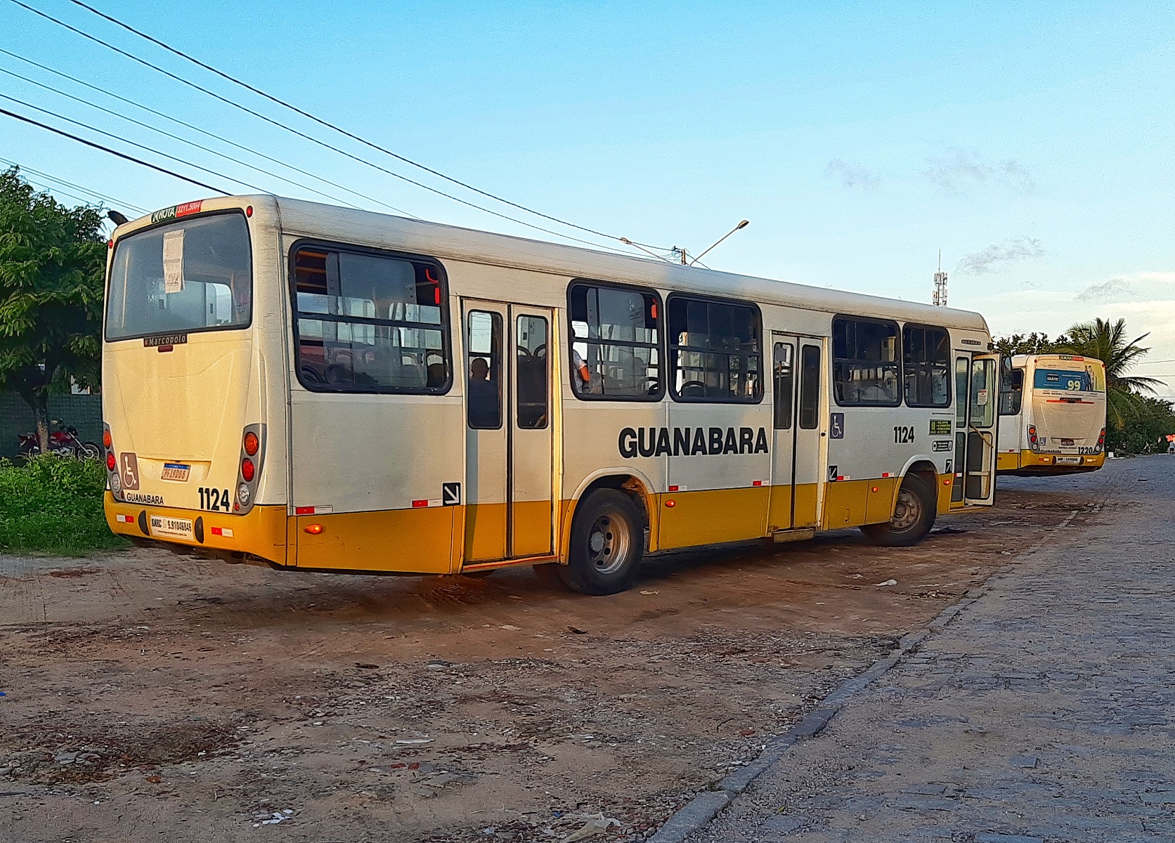 Bandidos assaltam ônibus da linha 84 na Zona Norte de Natal