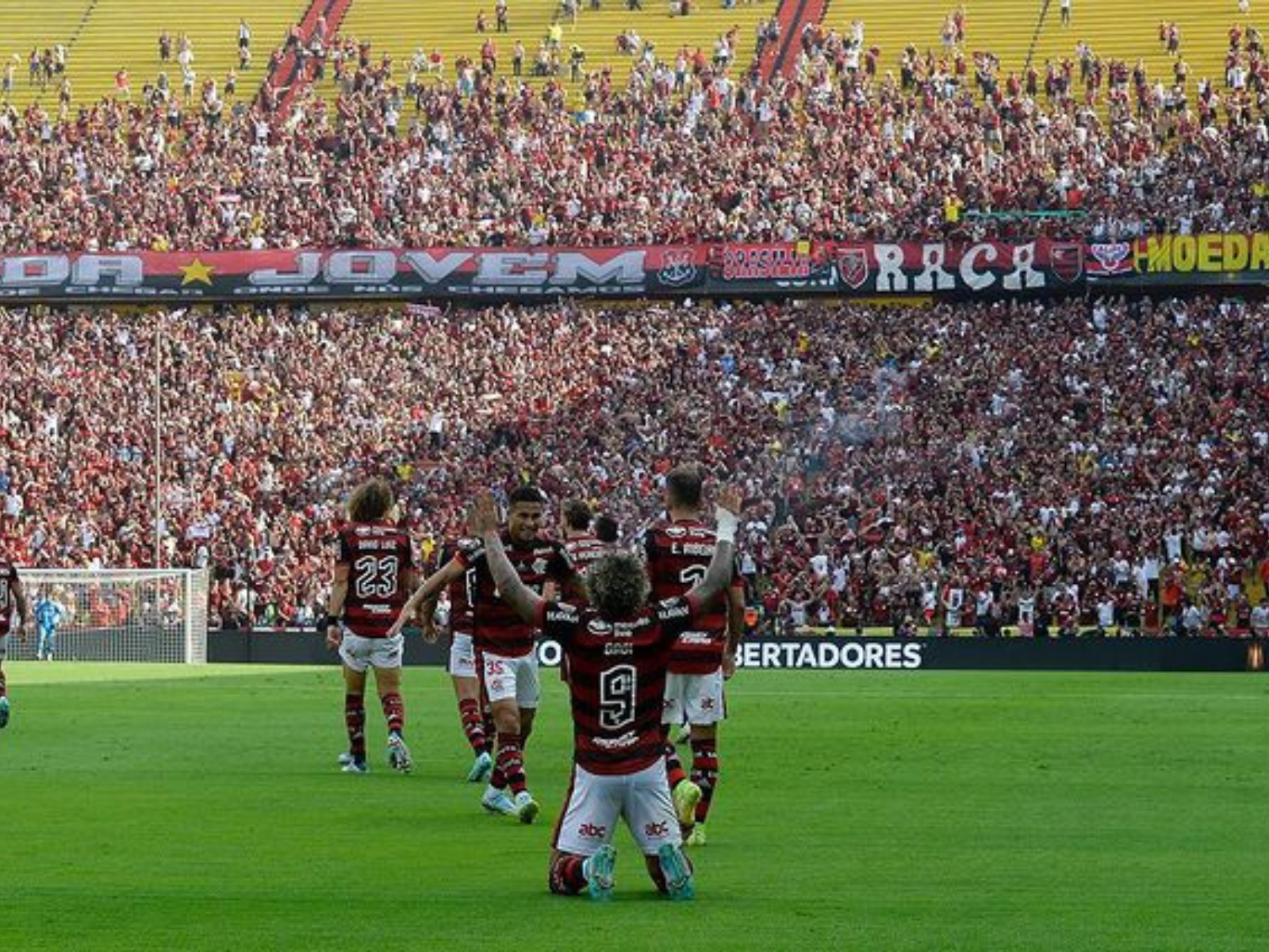 Flamengo conquista o tricampeonato da Libertadores