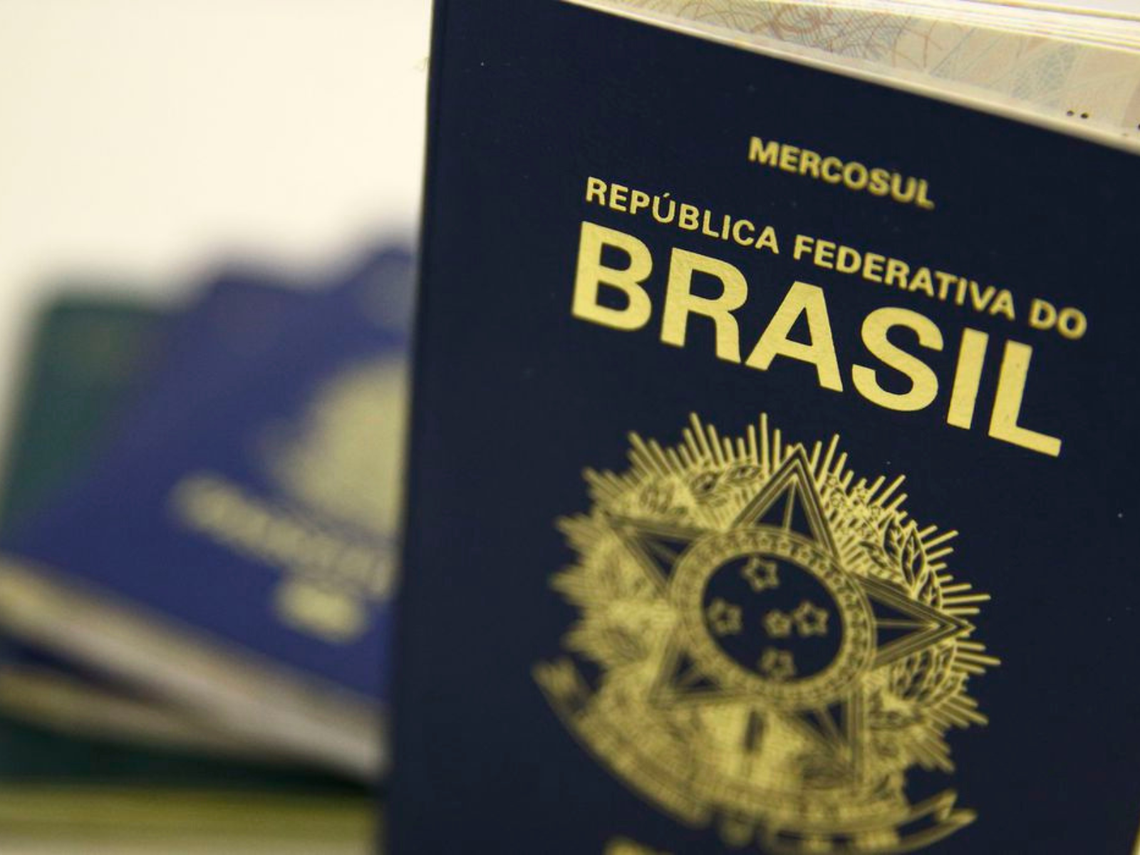 Ministério da Economia promete liberar verba para retomar emissão de passaportes