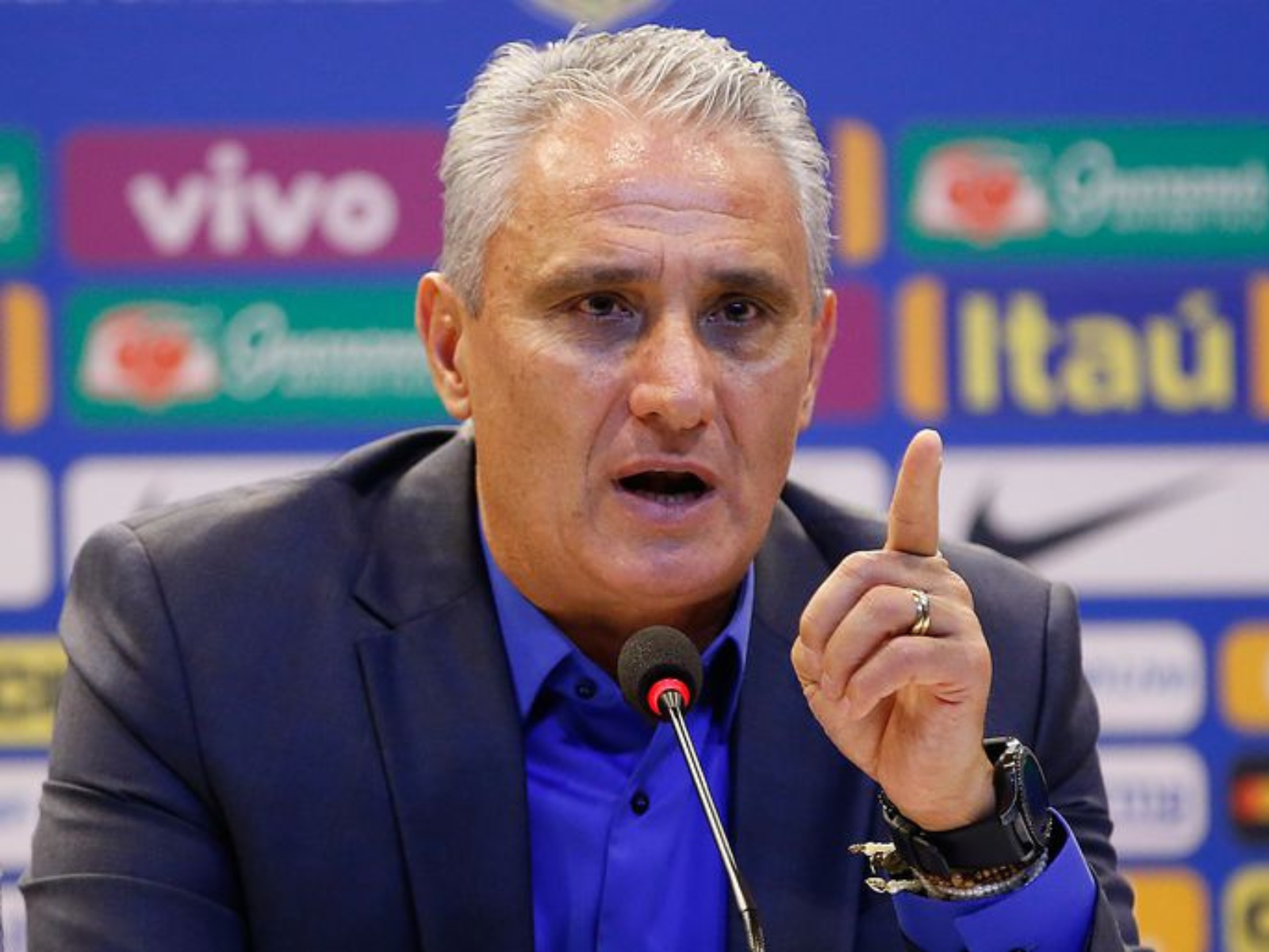 Tite afirma que usará equipe alternativa no jogo contra Camarões