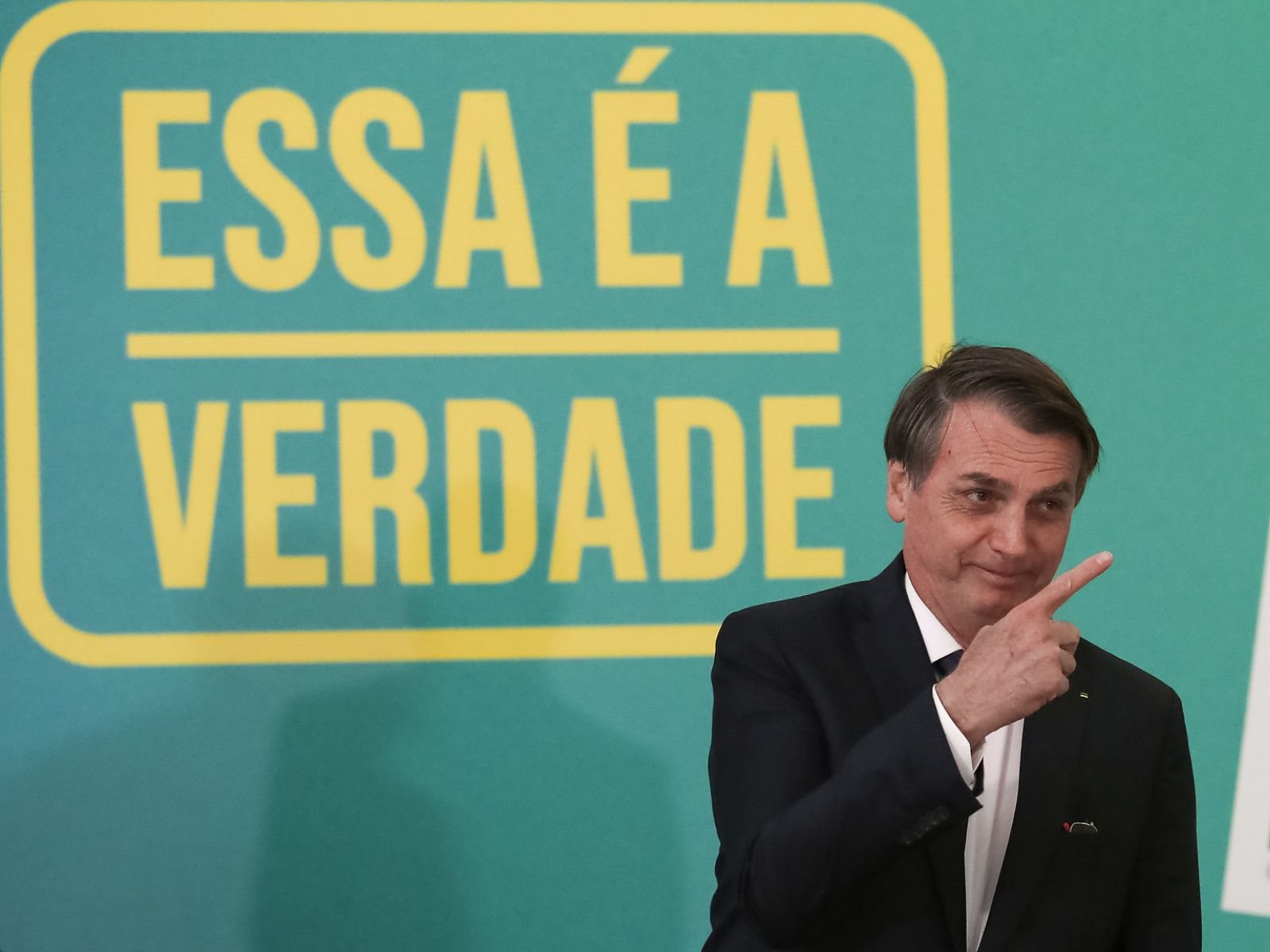 Hackers divulgam suposto comprovante de vacina de Bolsonaro contra a covid-19
