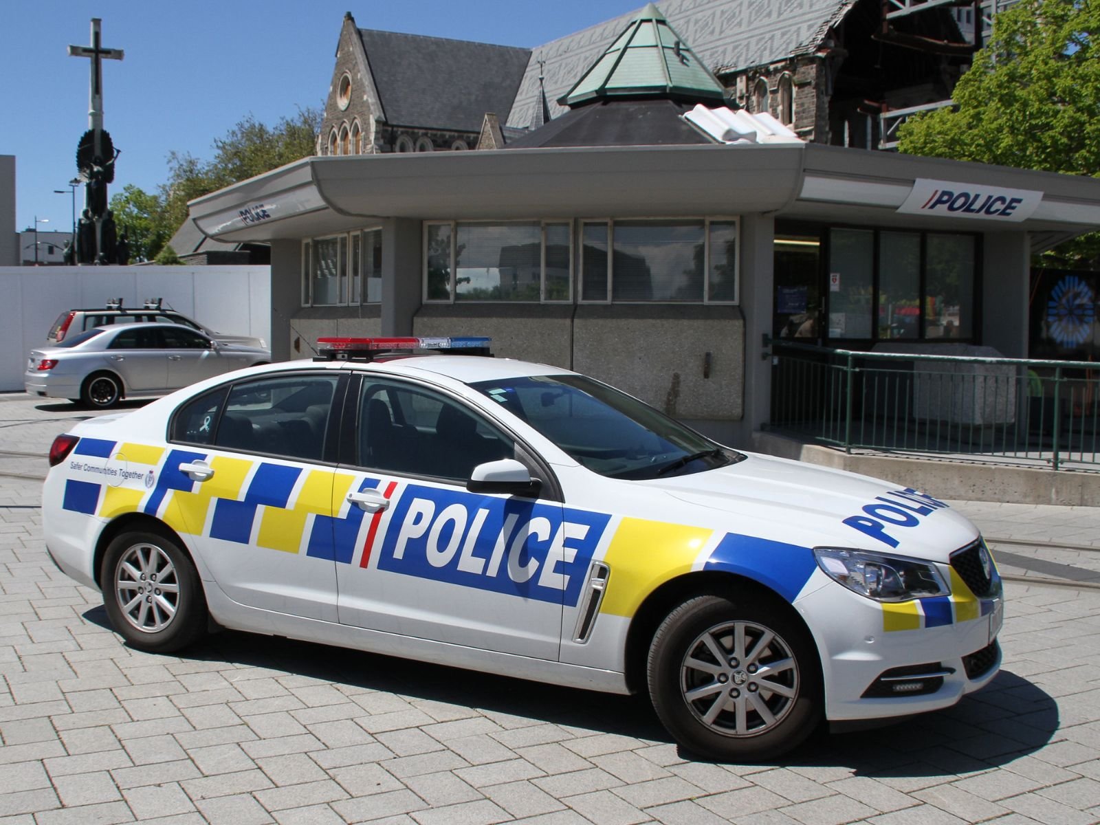 Três mortos em tiroteio em Auckland; parte da cidade está fechada antes da abertura da Copa