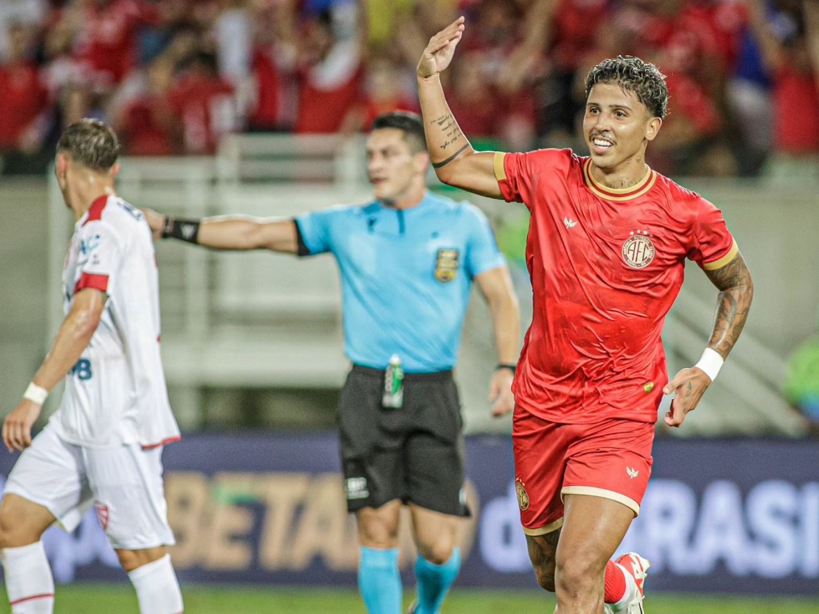 América de Natal goleia São Luiz e avança na Copa do Brasil
