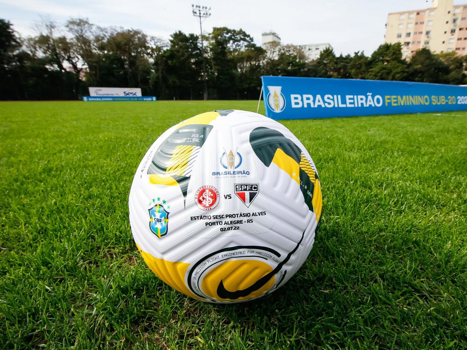 Ministério do Esporte vai pedir suspensão do Brasileirão