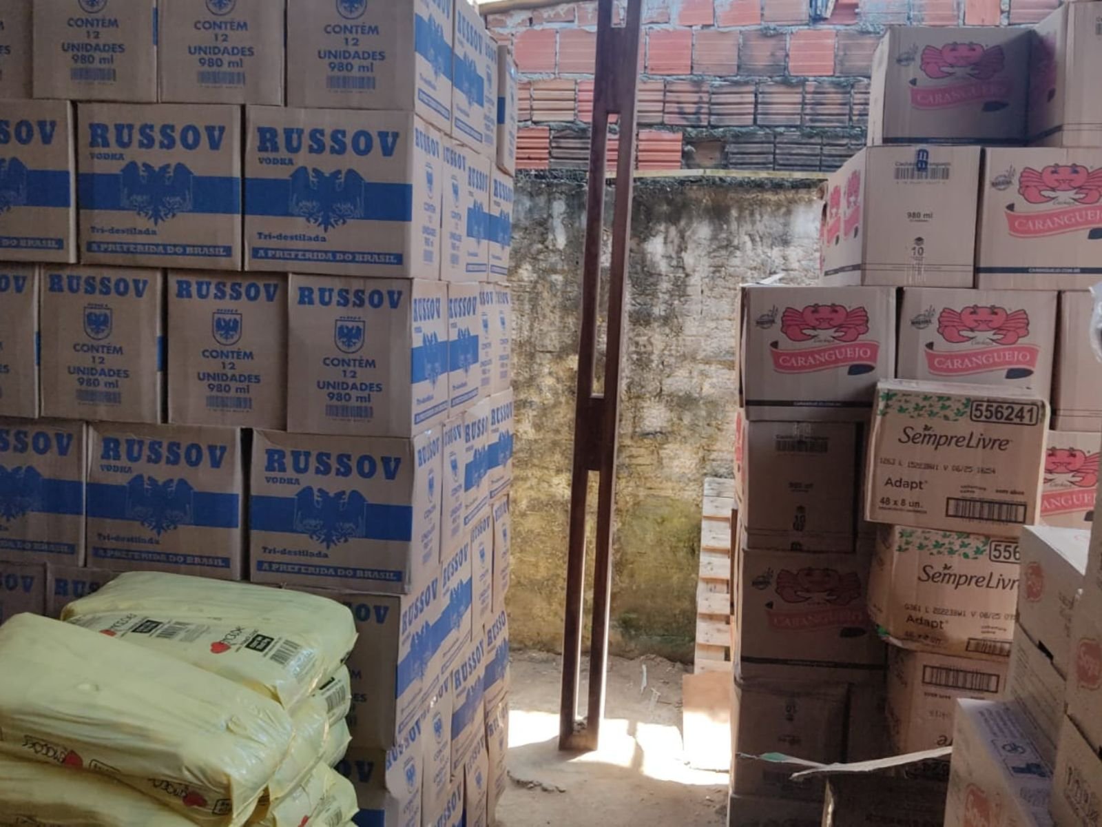 Sefaz descobre depósito clandestino com mais de R$ 1 milhão em mercadorias sem impostos na Grande Natal