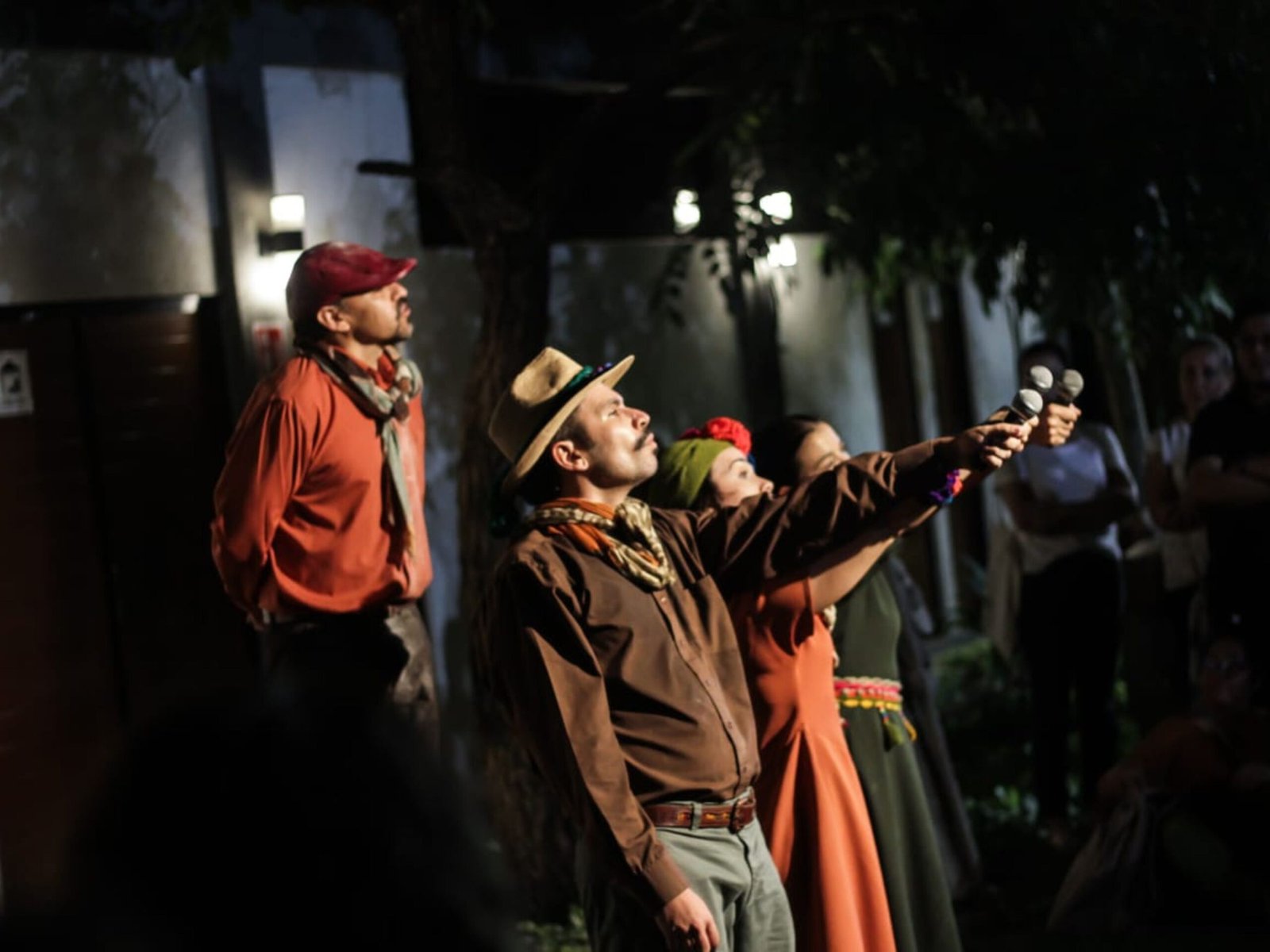 Clowns de Shakespeare e Teatro de Los Andes (BO) realizam residência artística e apresentação inédita em Natal