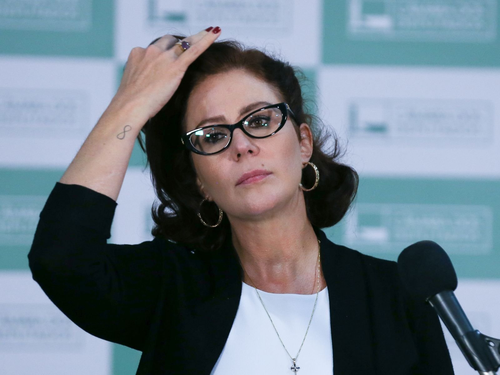 Deputada Carla Zambelli é presa na Itália após condenação no STF
