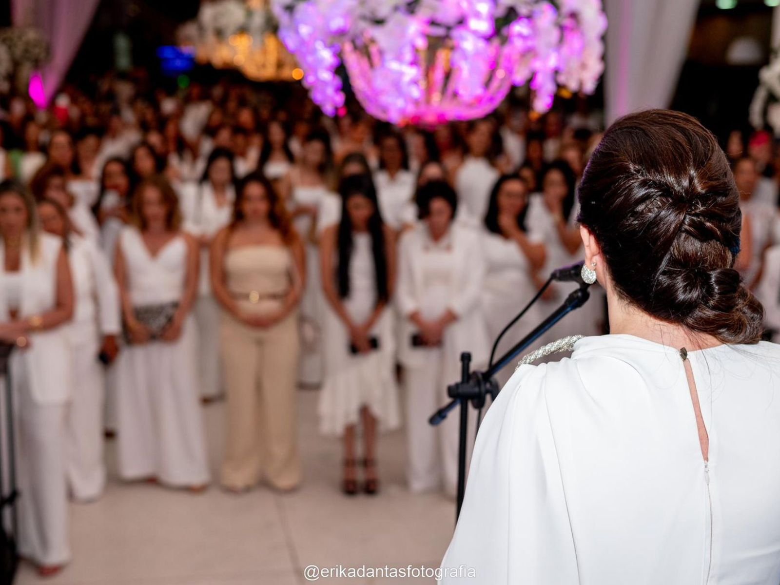Noite Real marca abertura da programação do 9º Encontro Mulheres que Marcam em Natal