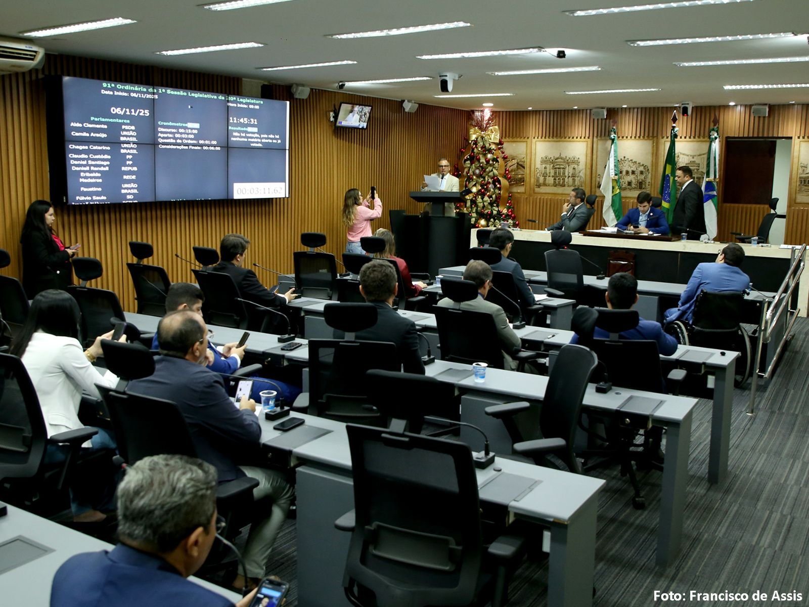 Câmara de Natal aprova projetos sobre imóveis, saúde, meio ambiente e educação