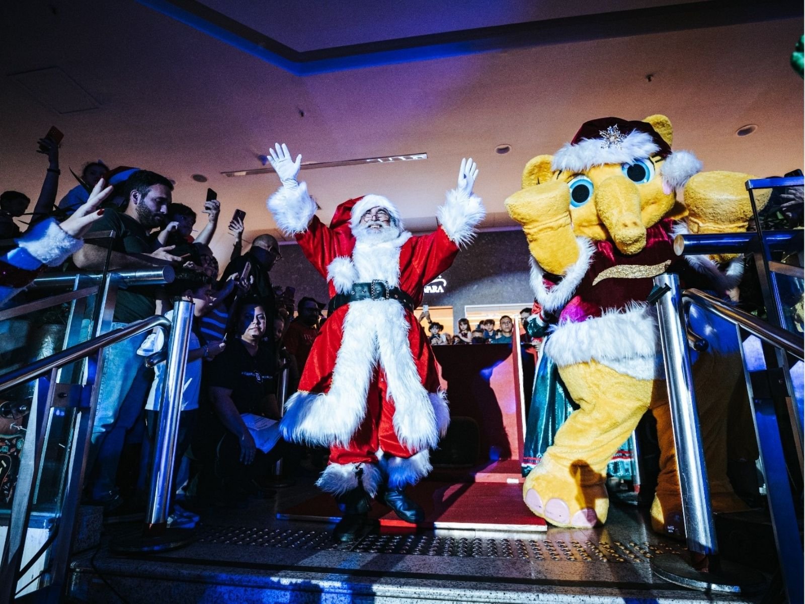 Chegada do Papai Noel abre o Natal da Gentileza no Natal Shopping