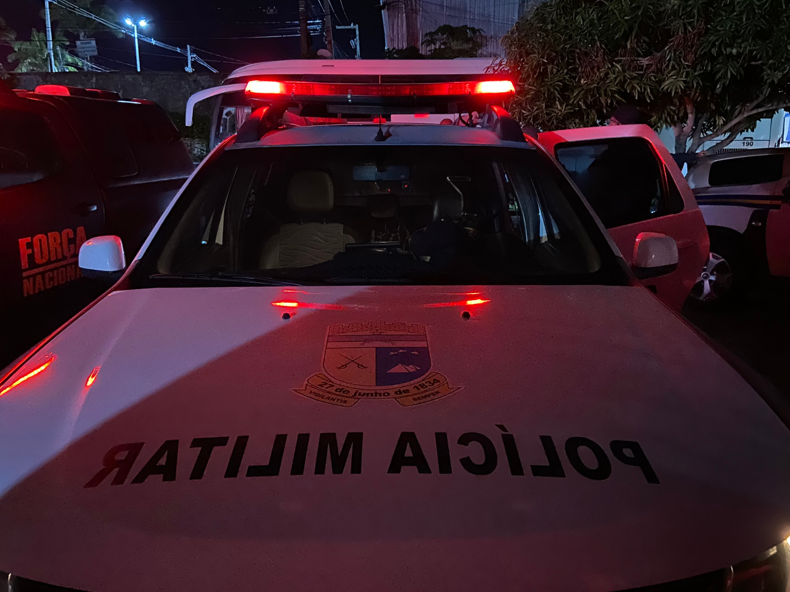 PM troca tiros com suspeitos em área de mata em Mãe Luiza; ninguém ficou ferido