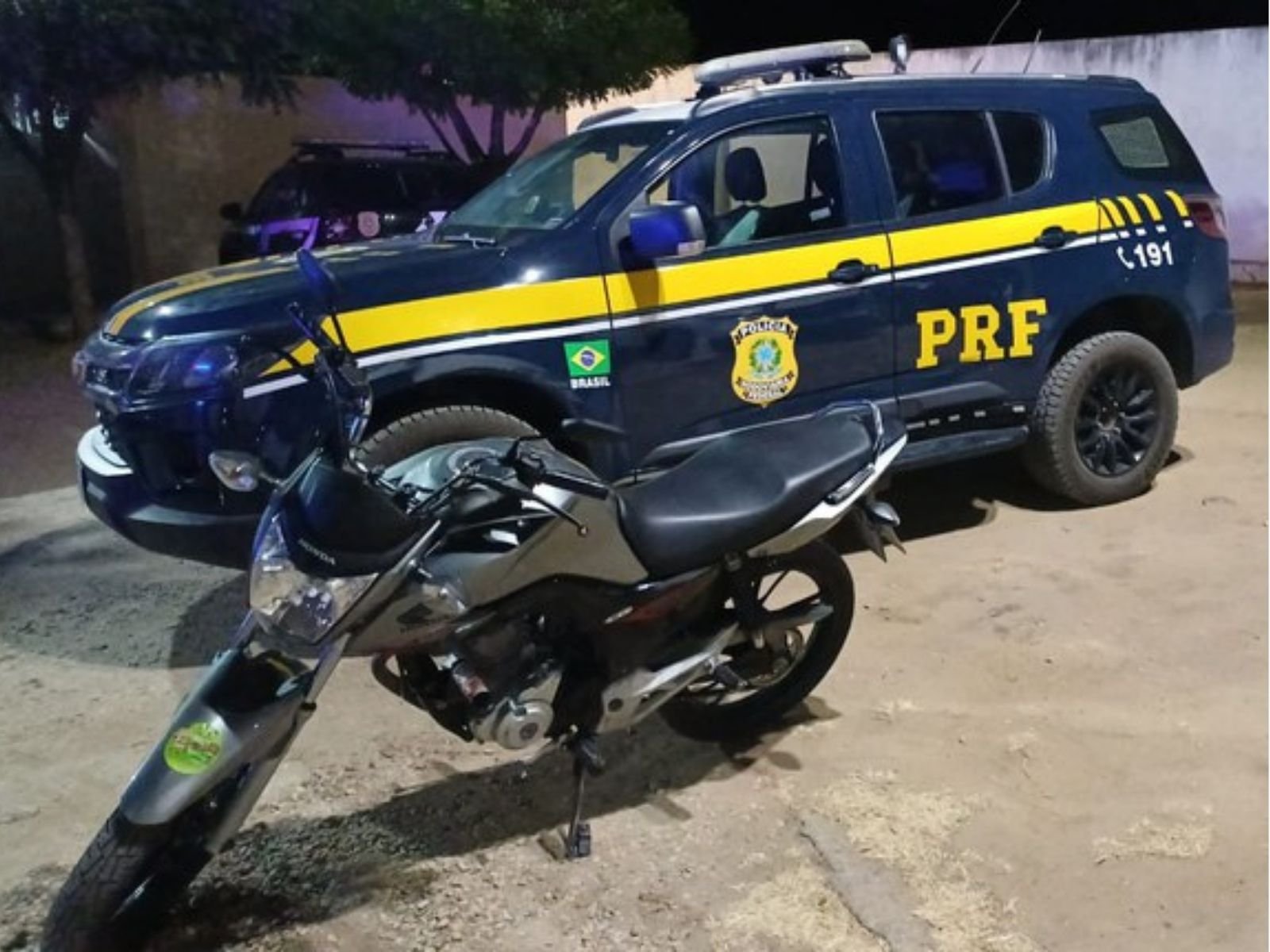 PRF registra queda de acidentes no feriado e recupera veiculos no RN